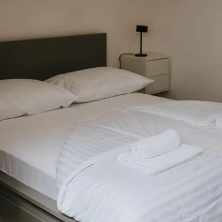 Jakova Hisa Apartamento *