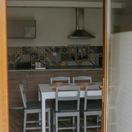 Jakova Hisa * Kobarid