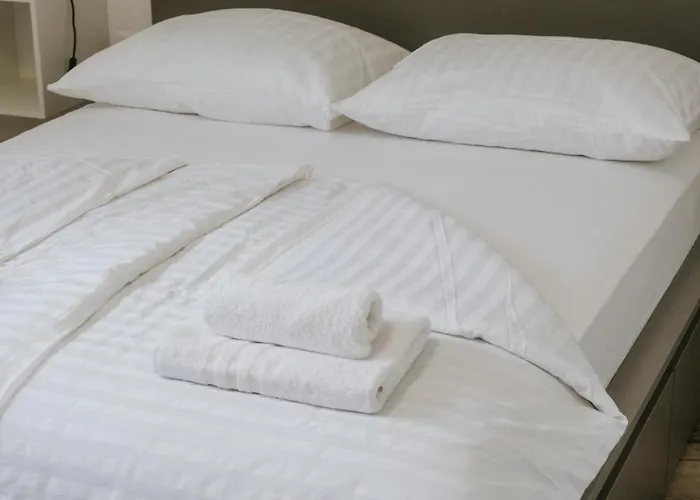 Jakova Hisa * Kobarid