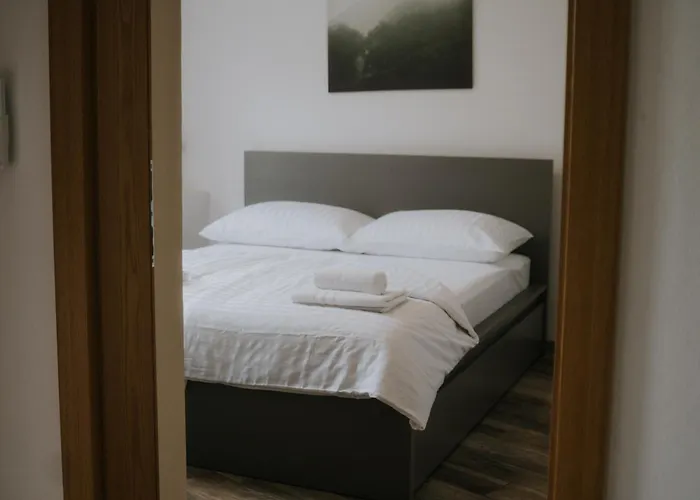 Apartament Jakova Hisa *